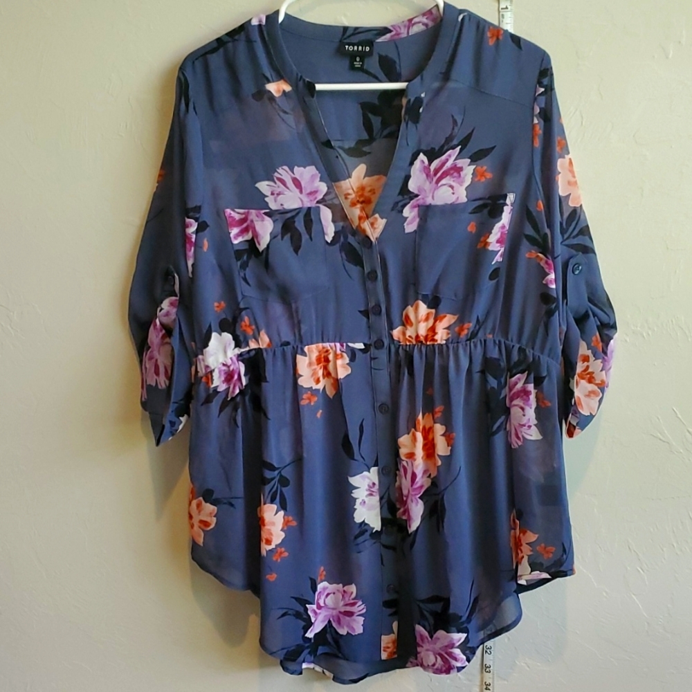Torrid tunic length blouse
